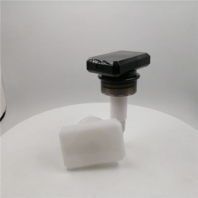 Różne objętości 33/410 4cc Matte Black Soap Pump Smooth Closure